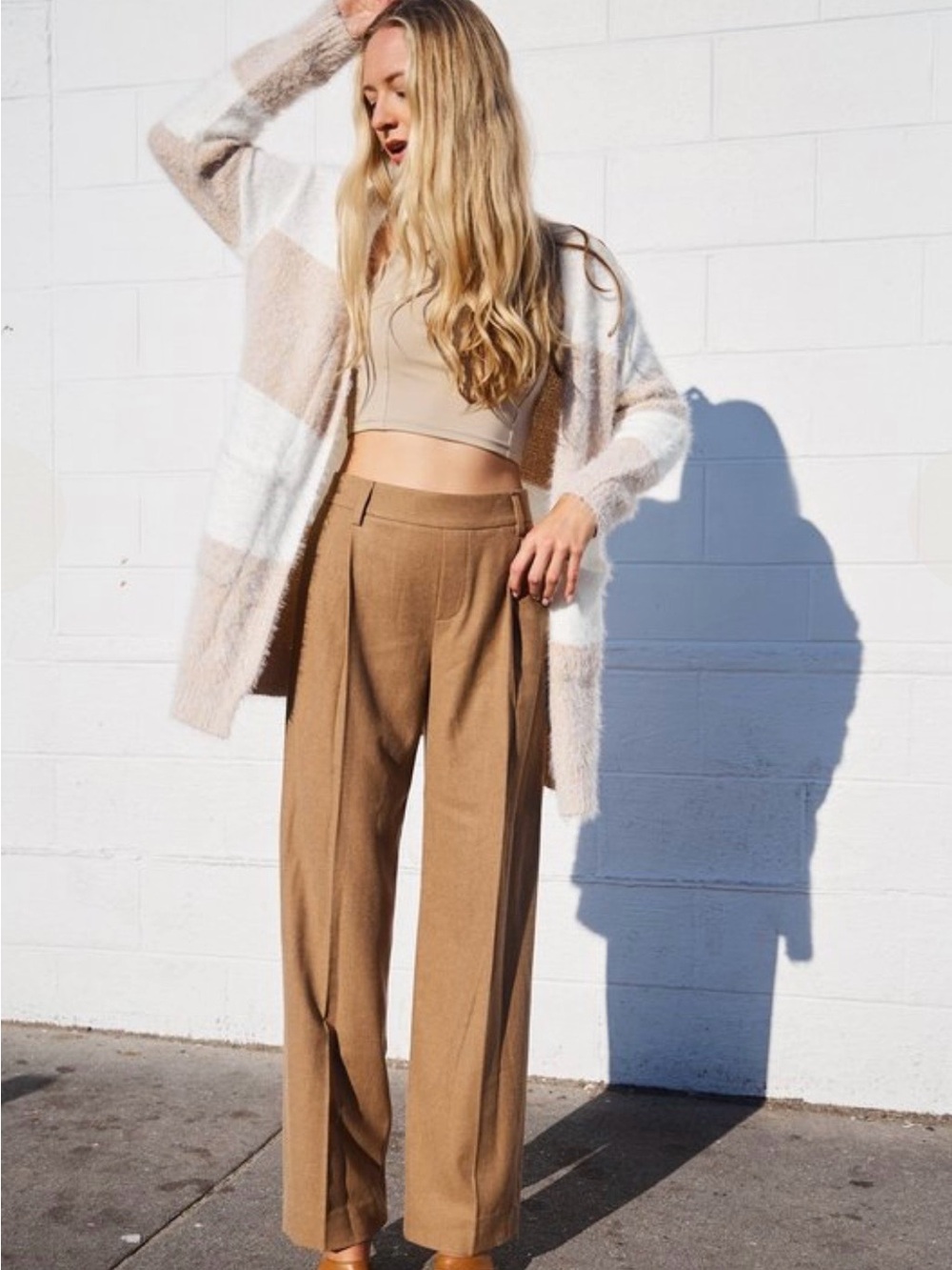 Vince - Women’s Pants in Camel. Size - M